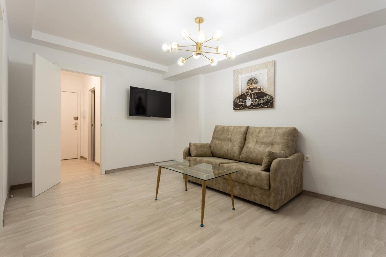 Center Deluxe II Apartment Гранада Екстериор снимка