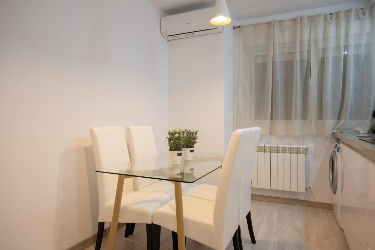 Center Deluxe II Apartment Гранада Екстериор снимка